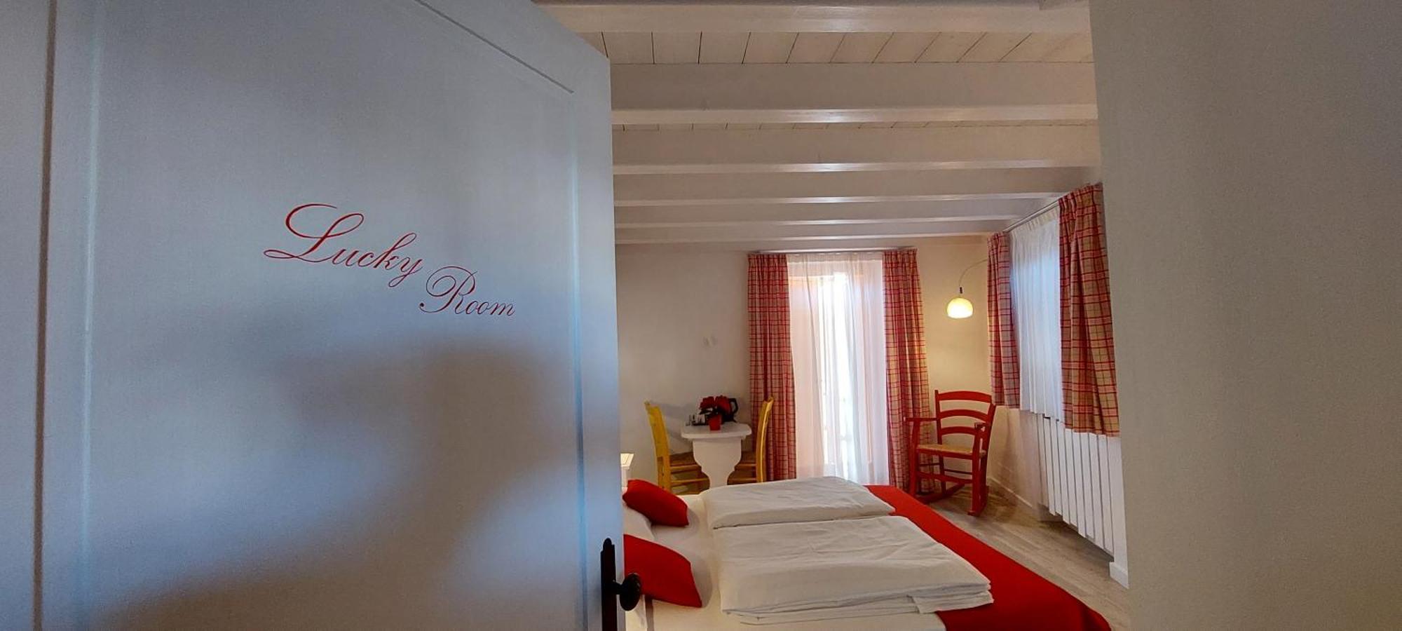 Horse House Bed & Breakfast Romallo Exterior foto