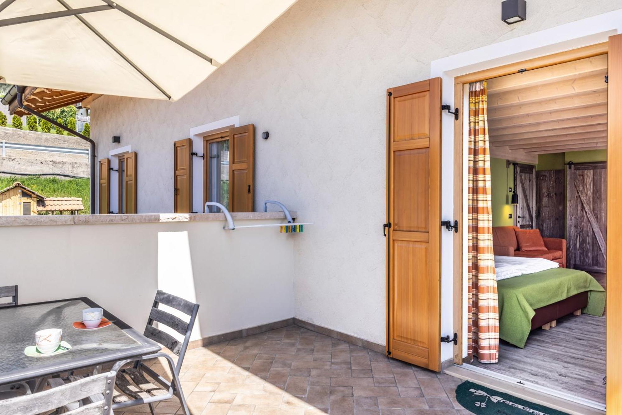 Horse House Bed & Breakfast Romallo Exterior foto